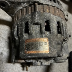 ジムニー   ja11 オルタネーター ジャンク
の画像