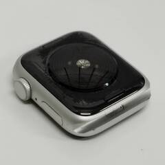 Apple Watch SE 第1世代/GPS/40mm/A2351/シルバー〈MYDX2J/A〉の画像