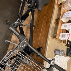 【SALE価格！防犯登録無料！前後タイヤ・チューブ新品！】LEDオートライト　6段変速　27インチ自転車　マットブラックの画像