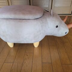 アニマルスツールの画像