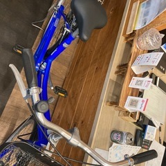 【SALE価格！防犯登録無料！前後タイヤ・後輪チューブ新品！】LEDオートライト　シングルギア　27インチ自転車　ブルーの画像