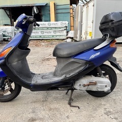 グランドアクシス・100の画像