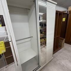 ◇ドリーム尼崎1号館◇ 【ジモティー割引対象商品】ワードローブの画像