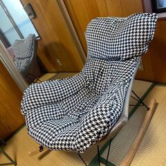 ロッキングチェアの画像