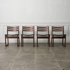 【発送の場合は即購入不可】 レア 張替済 6点セット Elliotts of Newbury リビングシステム 拡張 ダイニングテーブル チェア サイドボード 食器棚 壁面収納 83548の画像