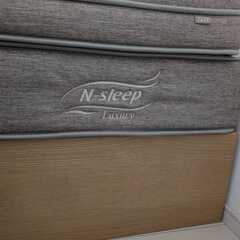 ニトリ: クイーンマットベッドセットの画像