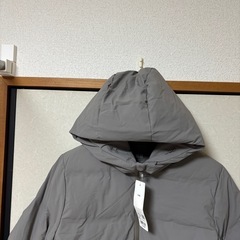 新品 ☆ UNIQLO ユニクロ シームレスダウンパーカ XLの画像
