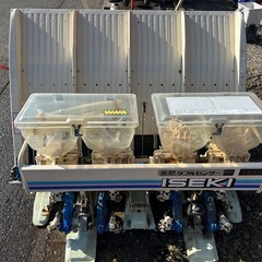 イセキ　田植機 4条植え セル　ロータリー式 施肥機　肥料撒き　デフロック 乗用型　田植え機　田んぼ PM40 ガソリン 5馬力　農機具 4条　宮崎 簡易始動動画ありの画像