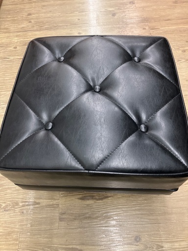 カリモク60オットマンが入荷いたしました！