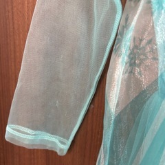 エルサのドレスの画像