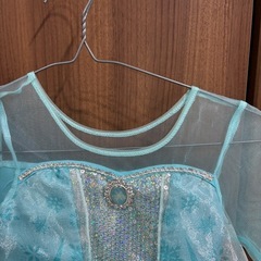 エルサのドレスの画像