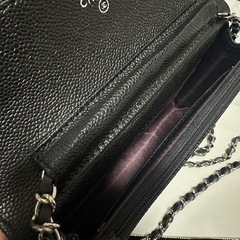 【極美品】⭐︎シルバーロゴチェーンキルティングショルダーウォレットの画像