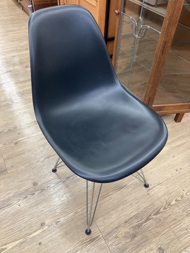 Herman Millerチェアが入荷しました！