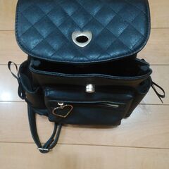 女の子向け　お洒落なミニリュックサックの画像