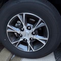 ハイエース 純正アルミホイール＆タイヤセットの画像