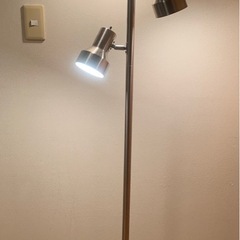 スタンドライト　スポット3灯　シルバーの画像