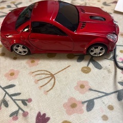 Mercedes-Benzの有線マウスの画像