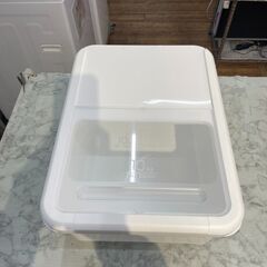  米びつ 引出し収納米びつ10kg用 1合カップ付 HB-5424 店頭販売の画像