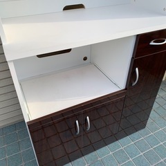 ★オシャレ★食器棚・キッチン収納・スライド収納付・高さ178cm×幅89.5cm×奥行き45cm※商品の詳しい状態等は現物にでご確認ください。の画像