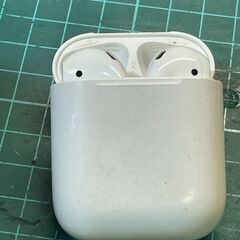 取引中　引っ越し断捨離　Air Pods  A1523の画像