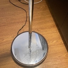 間接照明　スタンドライトの画像