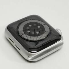 Apple Watch Nike Series 6/GPS/40mm/A2291/シルバー〈M00T3J/A〉の画像