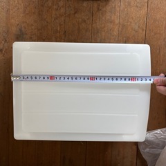 三段の引き出しの画像