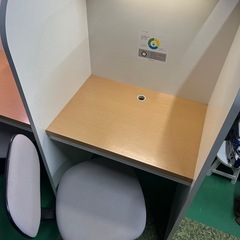 勉強机椅子付き、全て3800円の画像