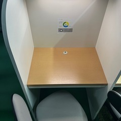 勉強机椅子付き、全て3800円の画像
