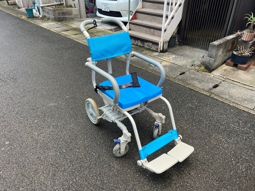 ?ウチエ　シャワーキャリー