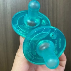 おしゃぶりの画像