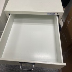 キャビネットの画像