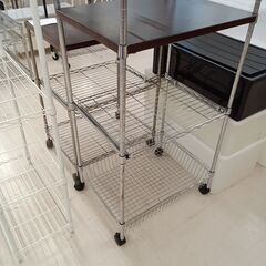 リユースのサカイ栃木店★ジモティ割あり★  レンジ台 ブラウン×シルバー W61×D46×H145 クリーニング済み TC12106の画像