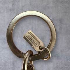 COACH コーチ キーリング キーホルダー ターンロックチャームの画像