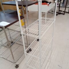 リユースのサカイ栃木店★ジモティ割あり★  ラック ホワイト W64.5×D29×H116.5 クリーニング済み TC12107の画像