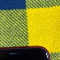 iPhone11赤純正ケーブル付き の画像