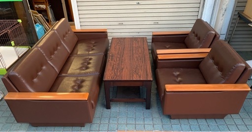※終了※★応接4点セット★3人掛けソファ・1人掛けソファ・応接木製テーブル・高さ70cm×幅185cm×奥行き80cm