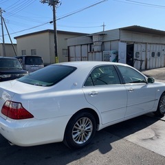 走行1万キロ! トヨタクラウンロイヤルの画像