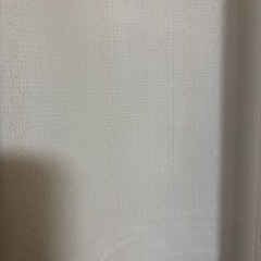 白カーテンの画像