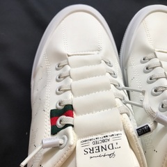 メンズ　スニーカー/26.0cm/ホワイト　軽量防水 新品同様です！の画像