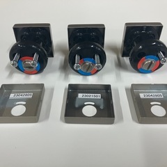 LIXIL 室内ドア用 スクエア-V 表示錠 3個セット（中古）の画像