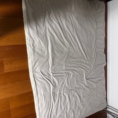 掛け布団、マットレス、まくらの画像