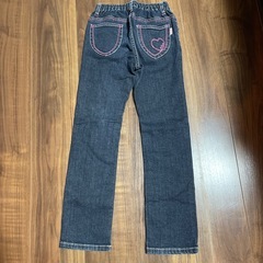 女の子デニムパンツの画像