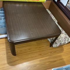 座席テーブル4つ
の画像