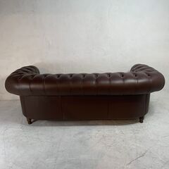 ◆🔶送料無料・設置無料有り🔶◆本革 チェスターフィールド風ソファ 3人掛け ダークブラウン 総革 クラシック 英国調 ヴィンテージ レザーソファ 家具の画像