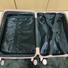 キャリーケース　小型　ピンクの画像