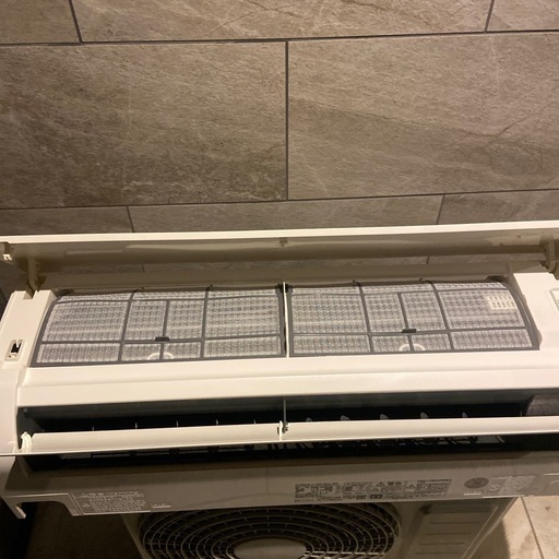 激安‼️ 2.2kw エアコンHITACHI ルームエアコン RAS-L22JE7(W) 6〜8畳