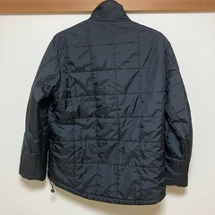 ユニクロ リバーシブル ジャケット キルティング ダウン Mサイズの画像