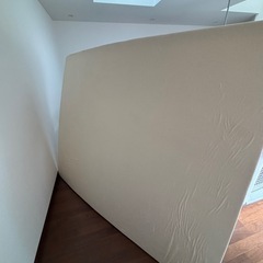 急ぎのため無料！　クイーンサイズ　マットレスの画像