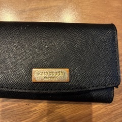 kate spade
キーケースの画像